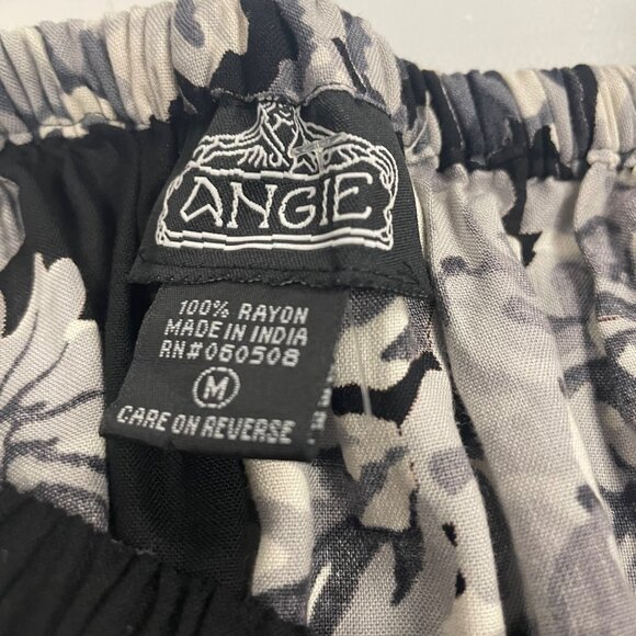 ANGIE Womens Floral Romper Long Belle Sleeves Lace Trim Black/Multi Size Medium - Picture 8 of 8